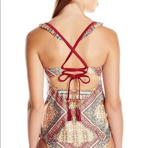 Jessica Simpson NWT Daytripper Boho Tankini Top
